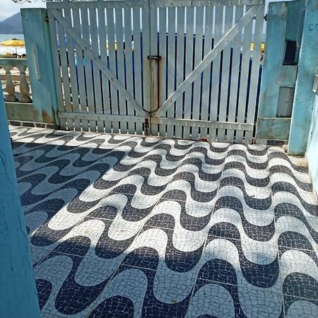 Kitinet Da Casa Azul Praia Das Toninhas Убатуба Экстерьер фото